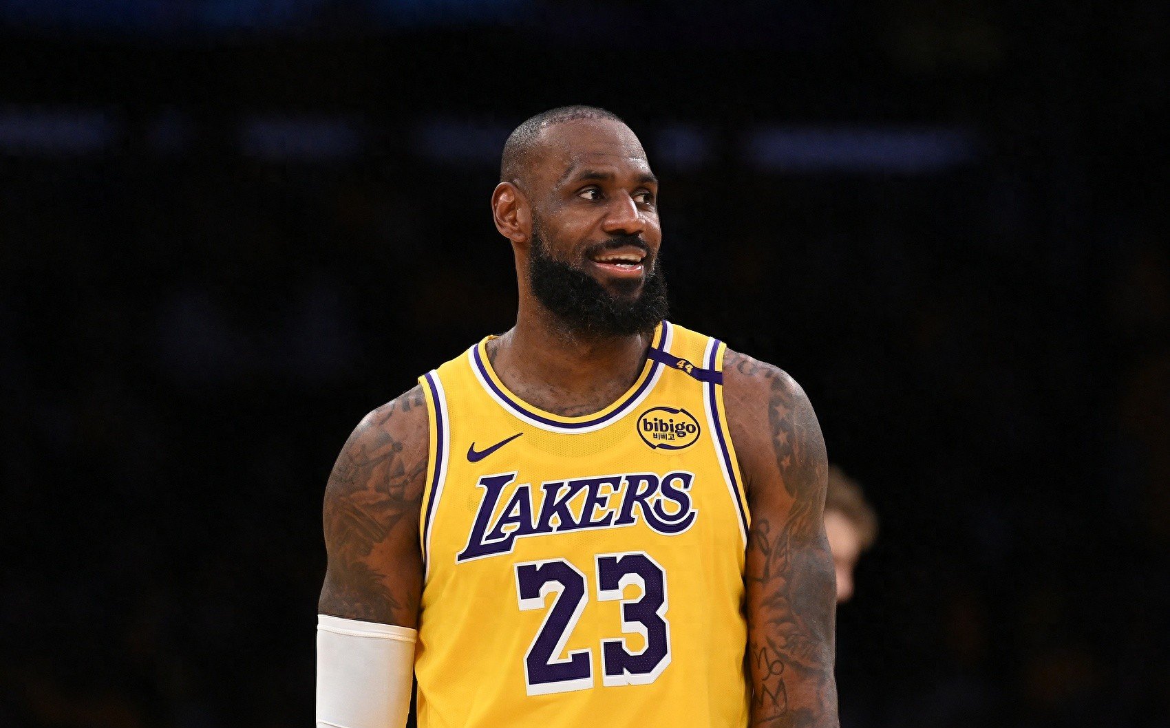 关于詹姆斯连续五场比赛得分超过出色防守，TL不断突破！上演精彩一战的信息-九游体育app